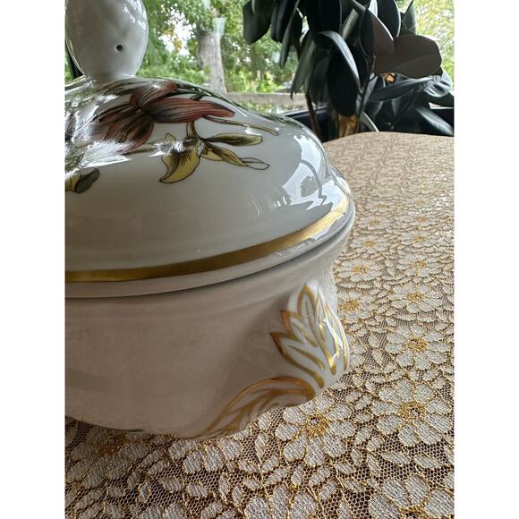 Stanford Flowers by Spode 2 Qt Oval Oven To Table Covered Casserole - Picture 7 of 8